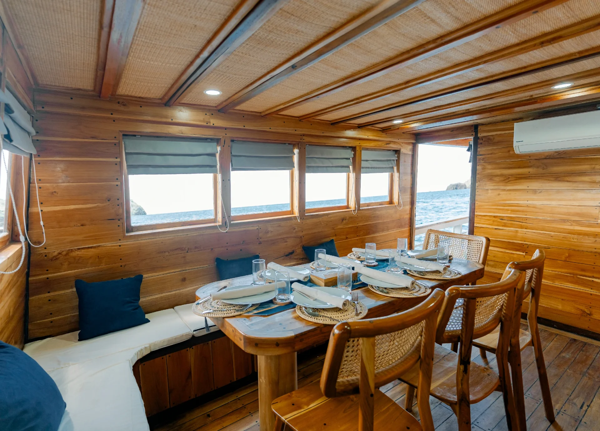 Indoor Dining Area_Barakati Cruises