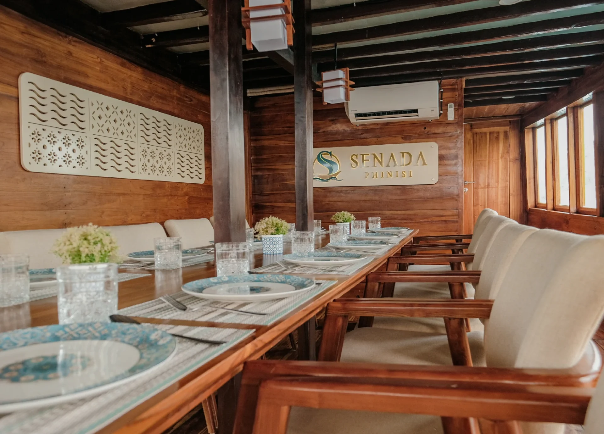 Indoor Dining Room_1