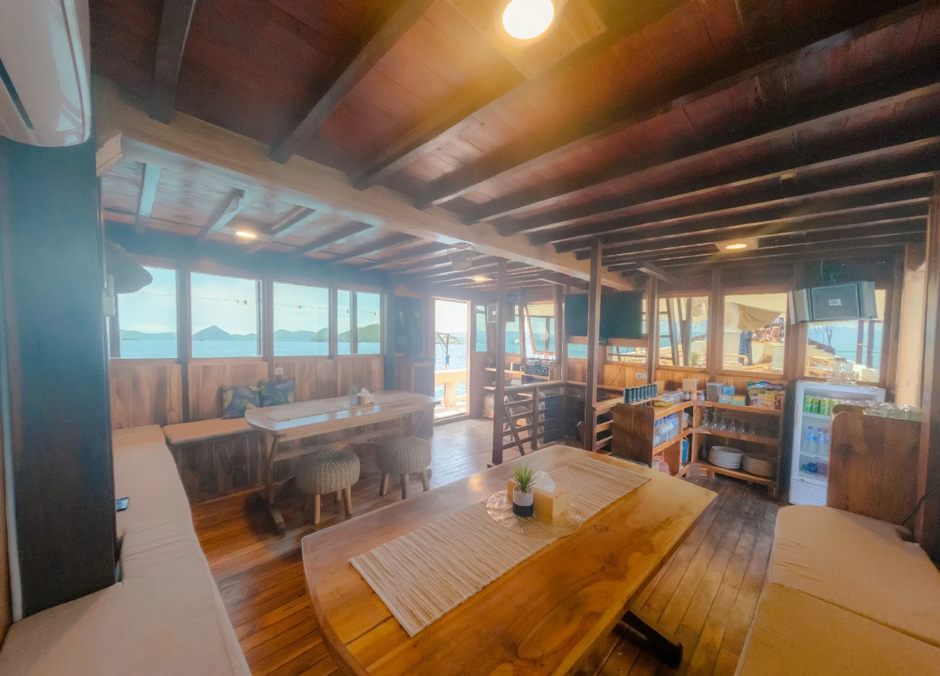 Indoor Dinning-a