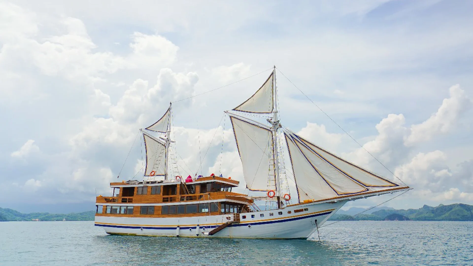 LaMain Voyage View f