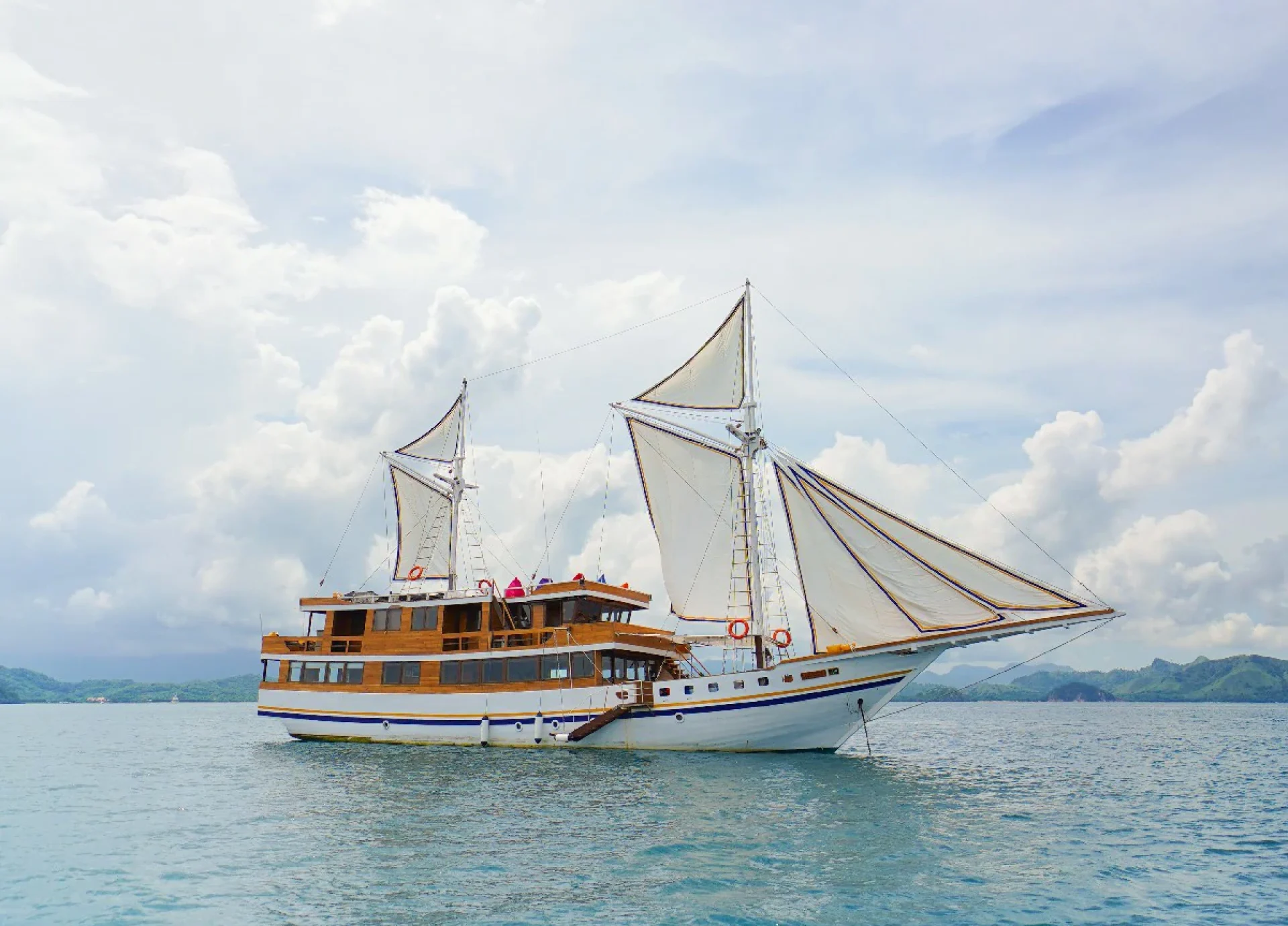 LaMain Voyage View f