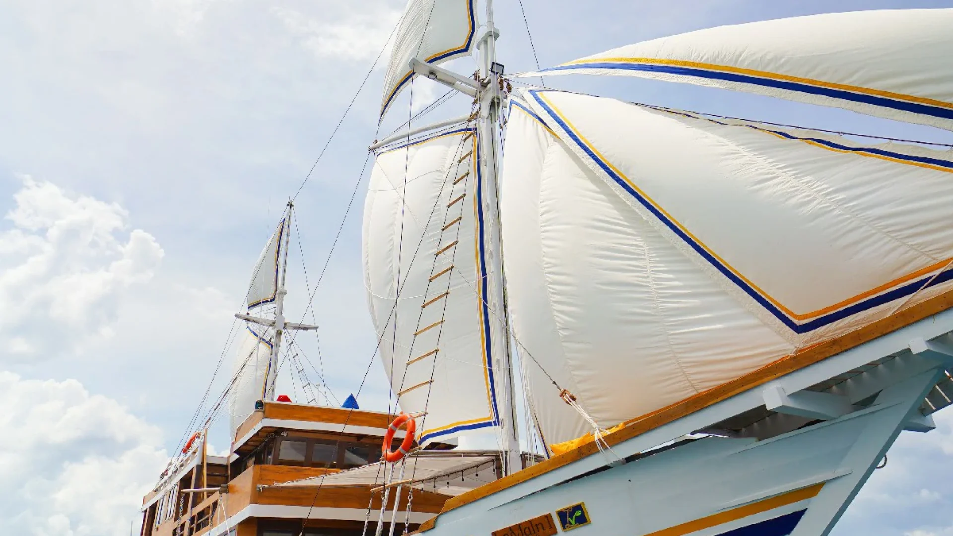 LaMain Voyage View g