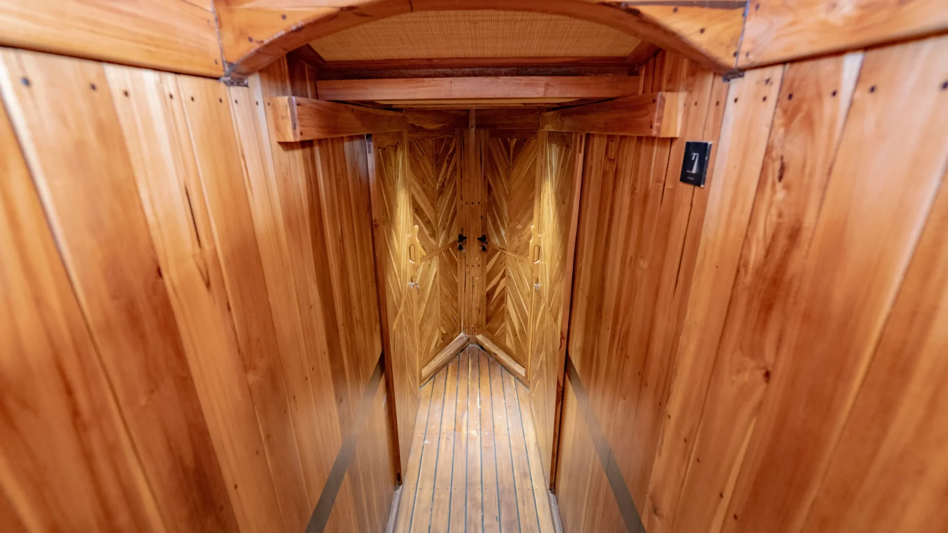 Lower Deck - Lamborajo III