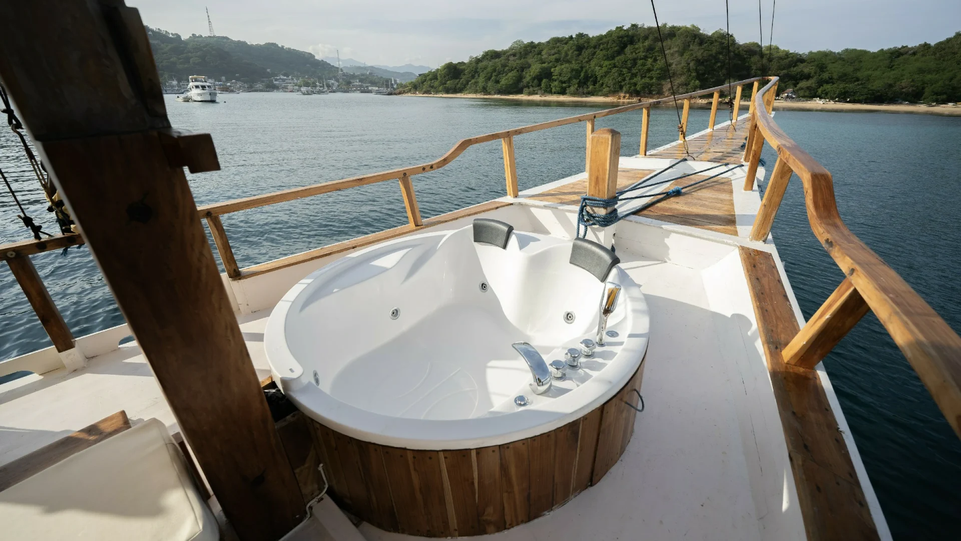 NK Jaya II - Main Jaccuzi 2