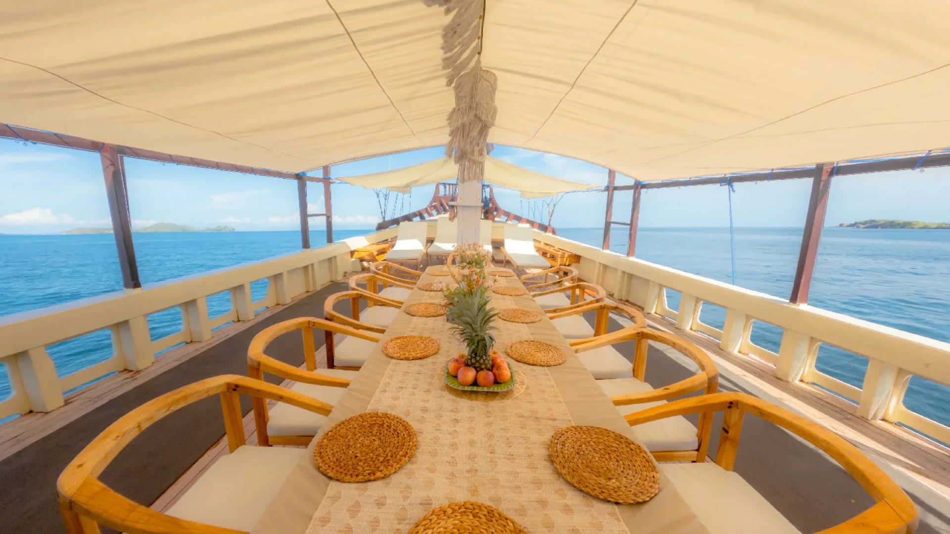 Outdoor Dinning-b