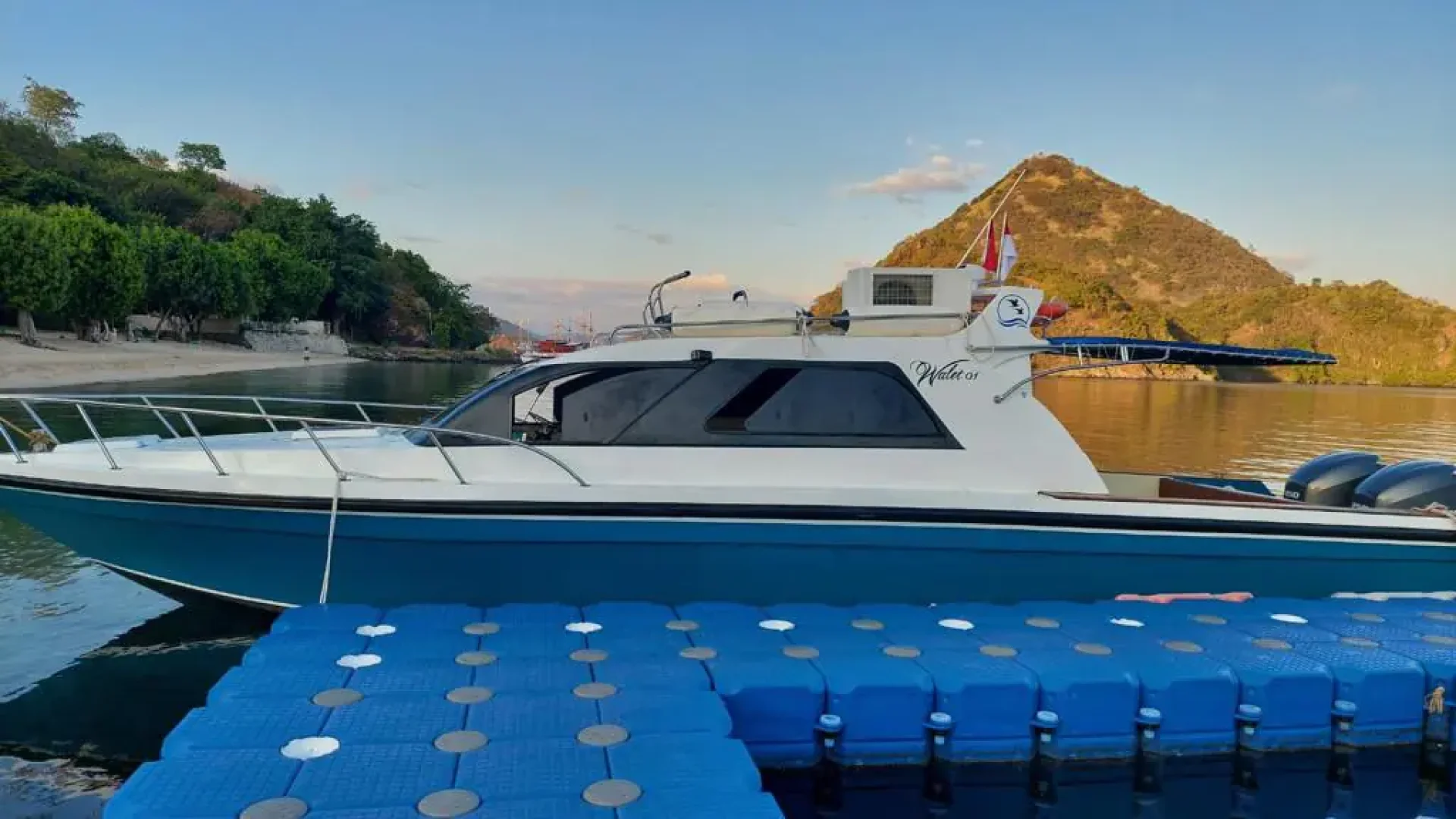 WALET SPEED BOAT-STARFISHINDONESIA