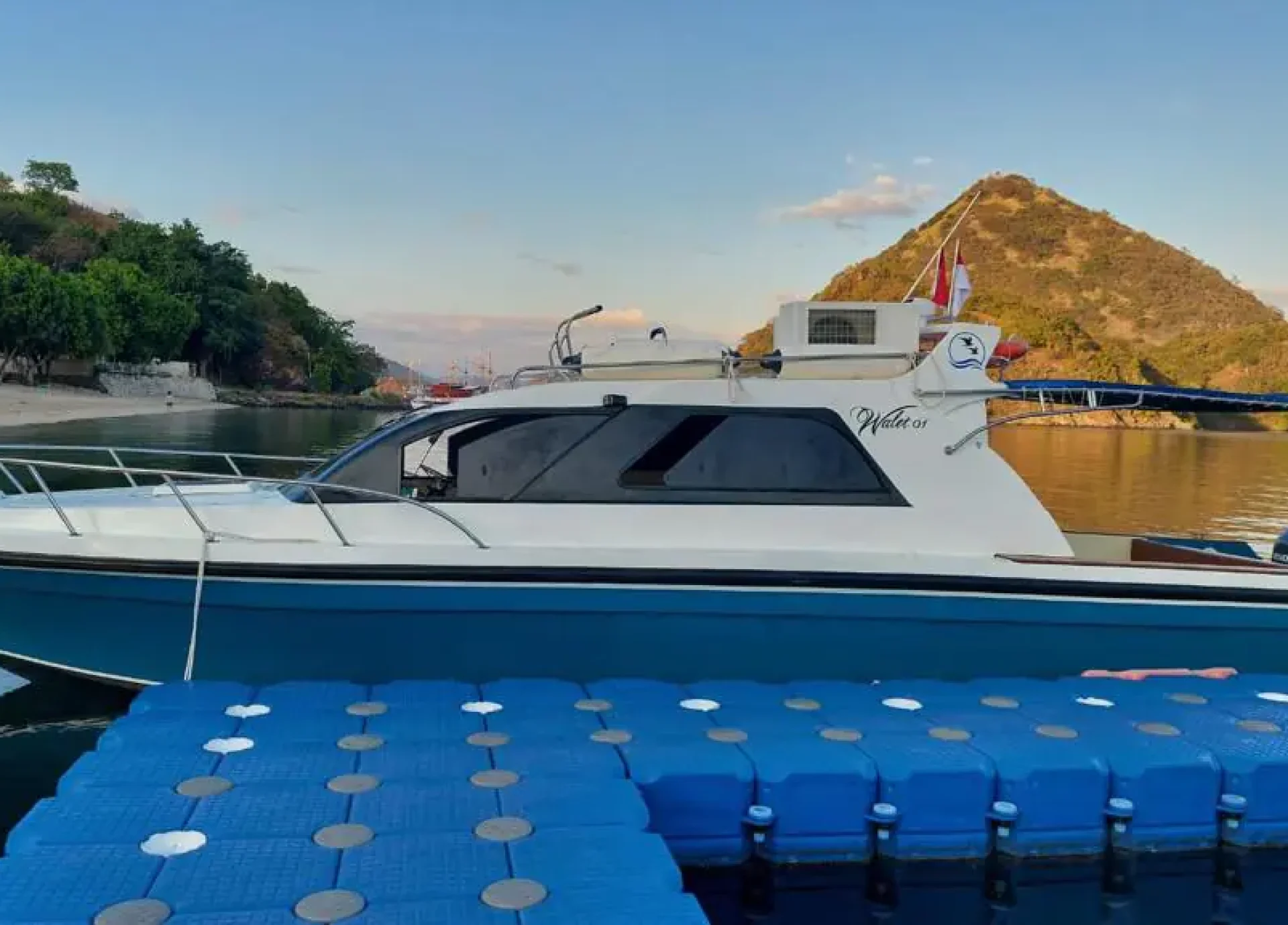 WALET SPEED BOAT-STARFISHINDONESIA